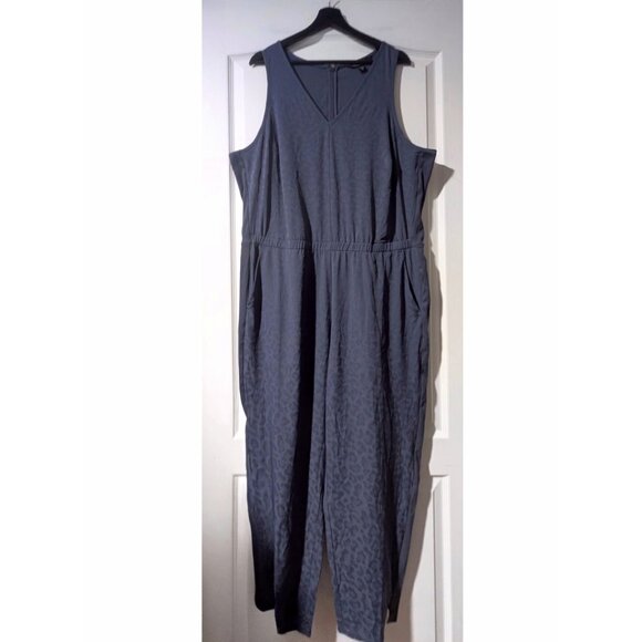 NEW! Athleta | Brooklyn Textured Jumpsuit Jacquard Leopard Medieval Violet - Picture 6 of 14